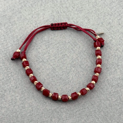 Браслет на нитці з алмазними кульками. Артикул: 010932