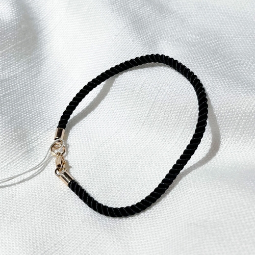 Чорний шовковий браслет. Артикул: 21103-10