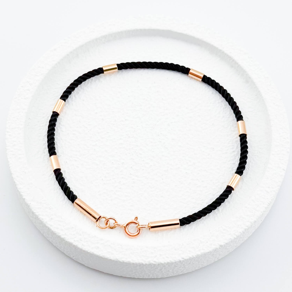 Шовковий браслет з 6 золотими вставками. Артикул: 008468