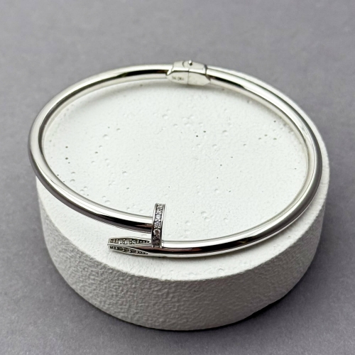 Золотой браслет Гвоздь с фианитами. Артикул: 005973