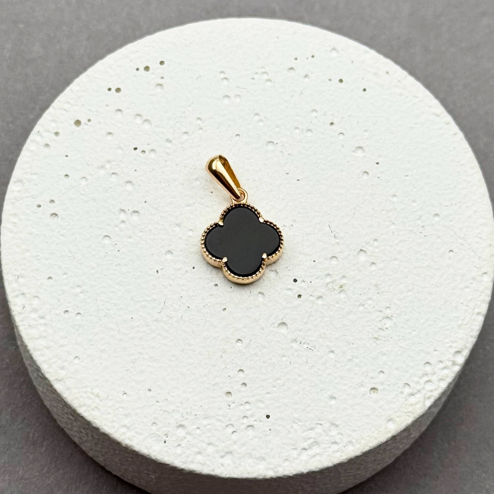 Золотий підвіс Конюшина з оніксом. Артикул: 009194