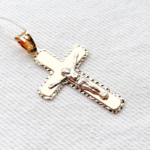 Золотой крест с распятием. Артикул: 001106