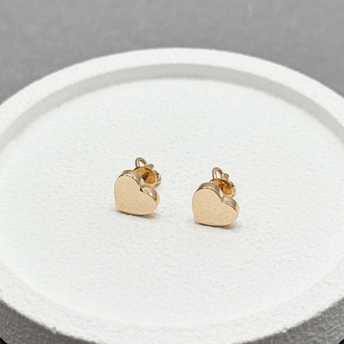 Золоті сережки-пусети Серце. Артикул: 008828