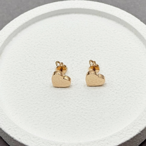 Золоті сережки-пусети Серце. Артикул: 008828