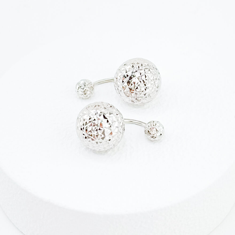 Золотые сережки с алмазными шариками. Артикул: 7026