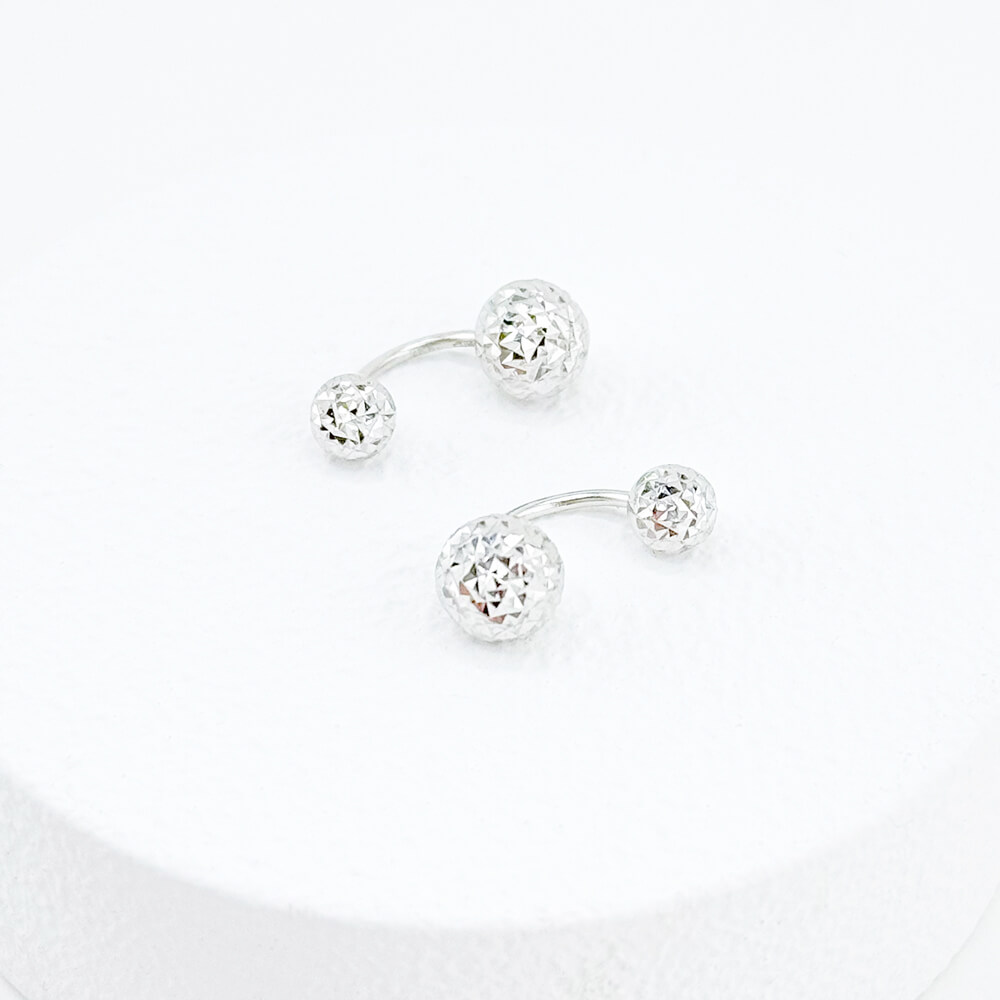 Золотые сережки с алмазными шариками. Артикул: 7030