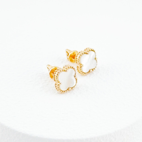 Золотые серьги Клевер с перламутром. Артикул 7019