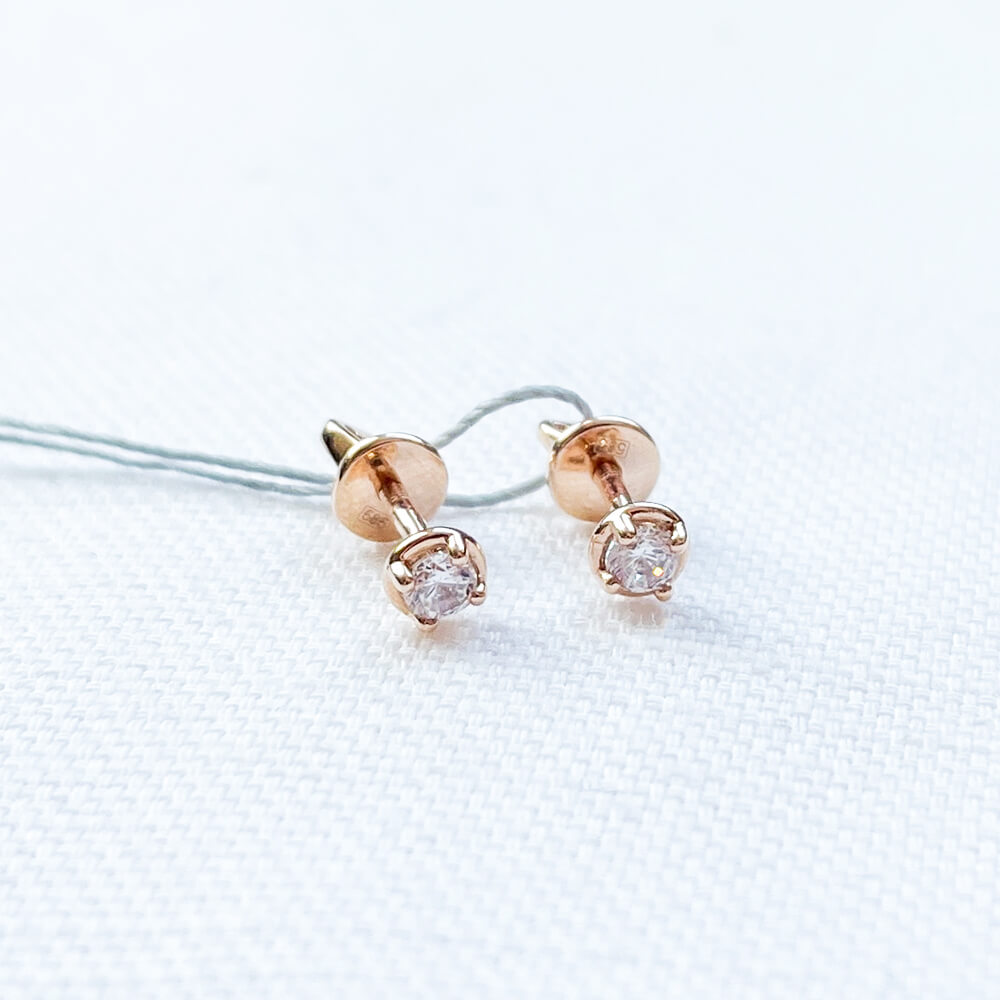 Золотые серьги-пусеты с фианитами. Артикул: 004422