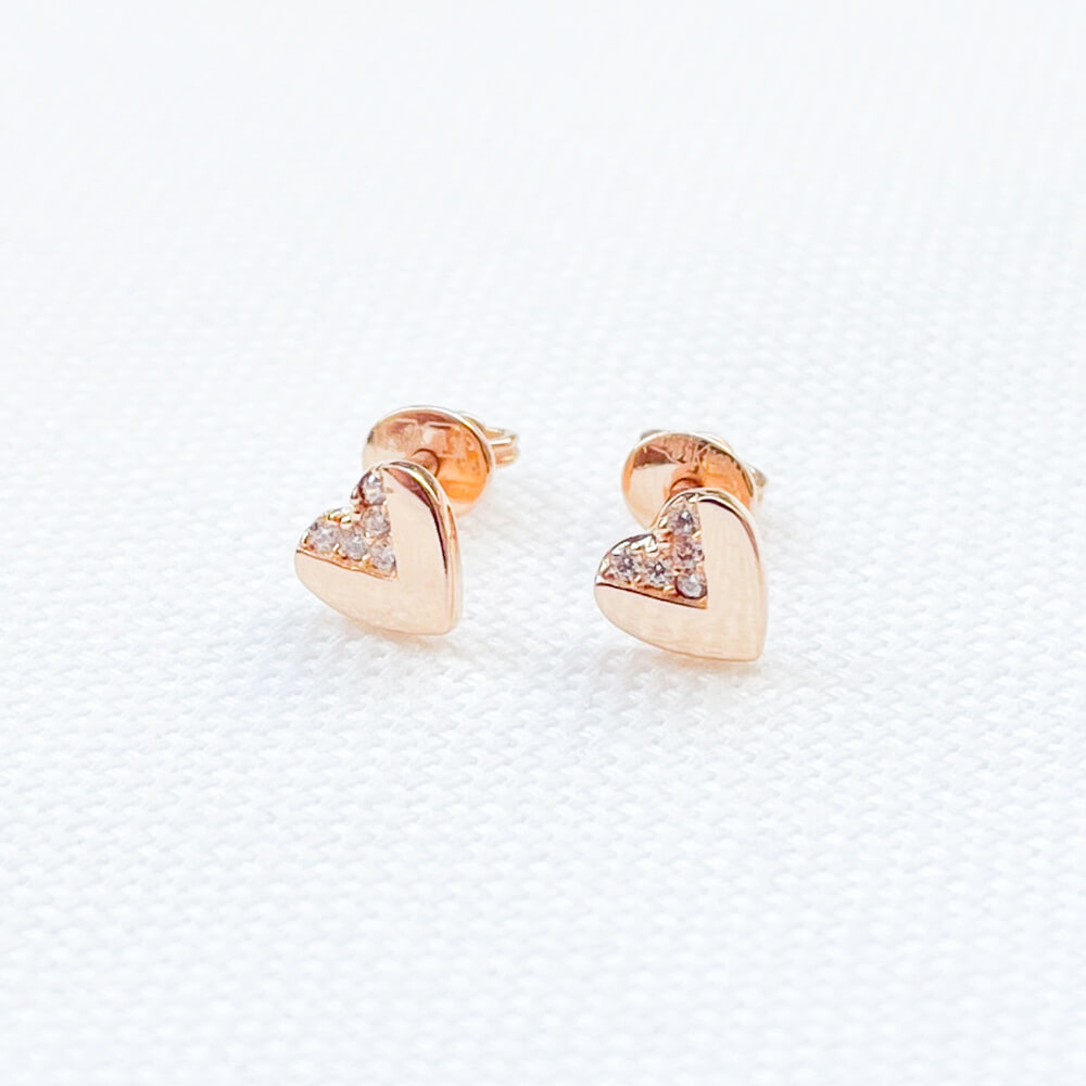 Золоті сережки Серця зі вставкою фіаніту. Артикул: 005669