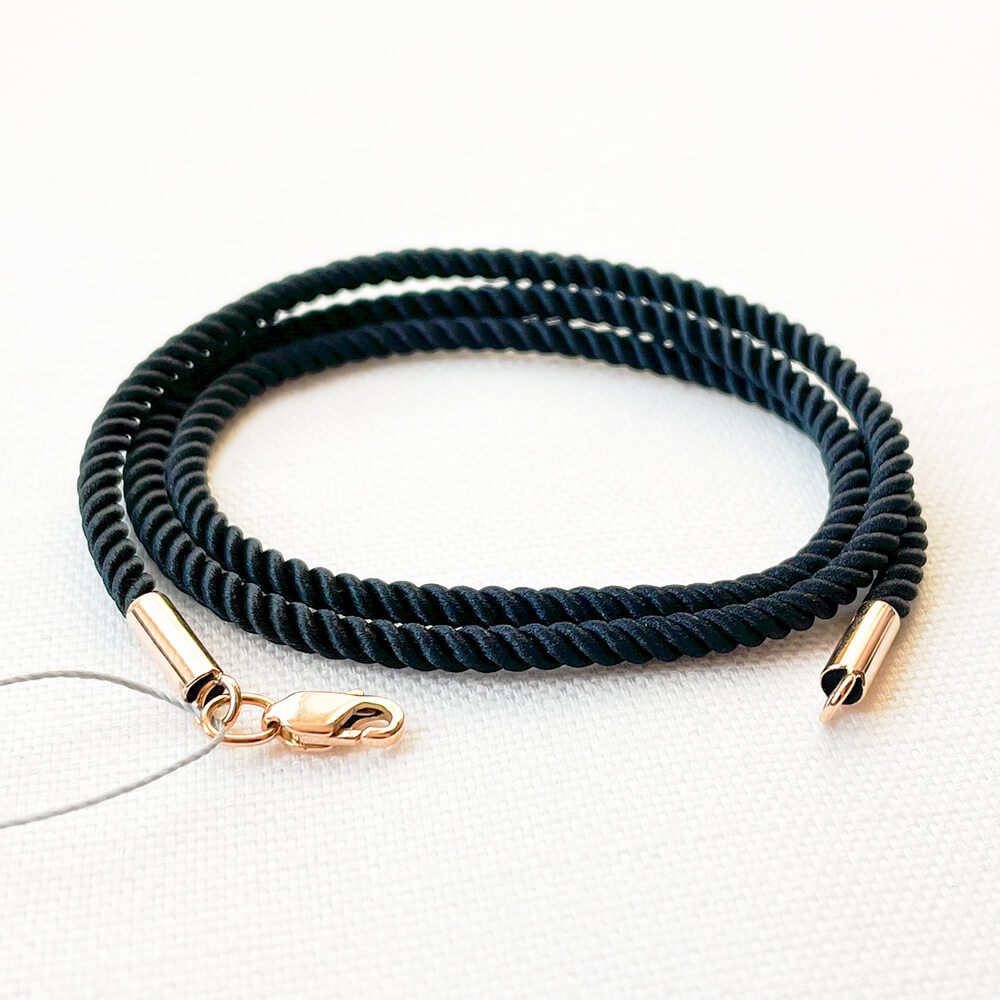 Шовковий шнурок 3мм із золотим замком. Артикул: 005149